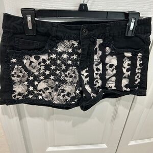 Lovesick stars and skull shorts, color is black size 9 junior